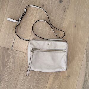 Kate Spade Cross Body Purse in Beige